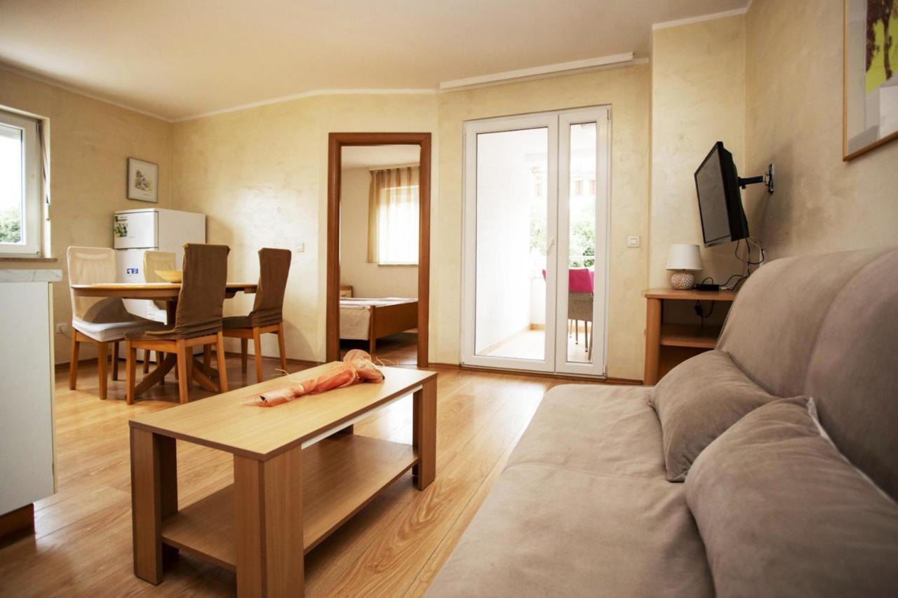 Appartement Ulika *