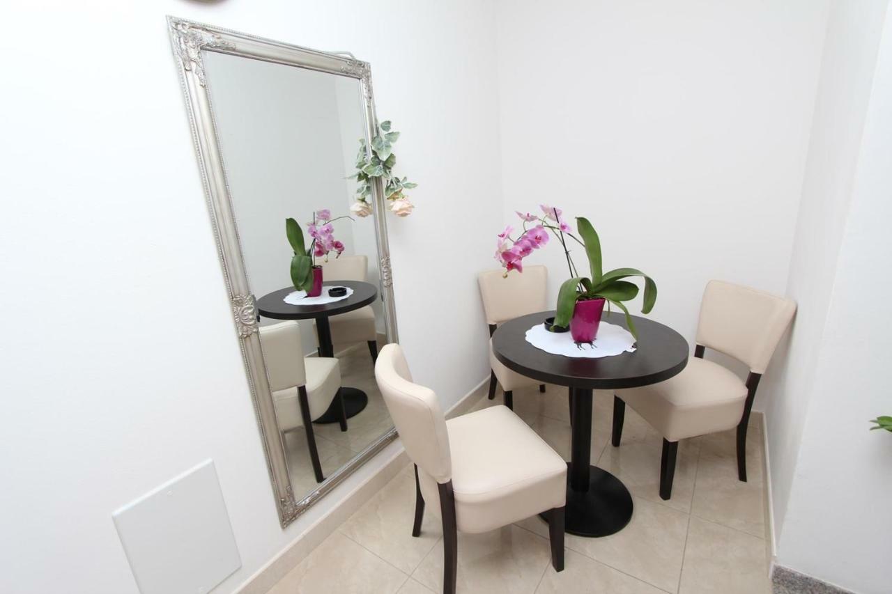 Ulika Apartment *